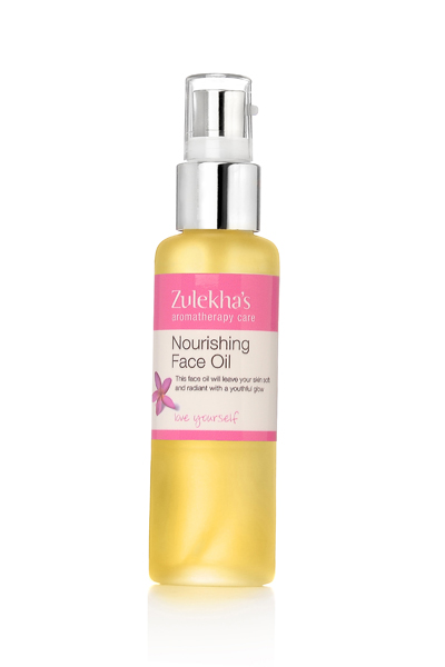 red on top black on bottom facial nourishing spray